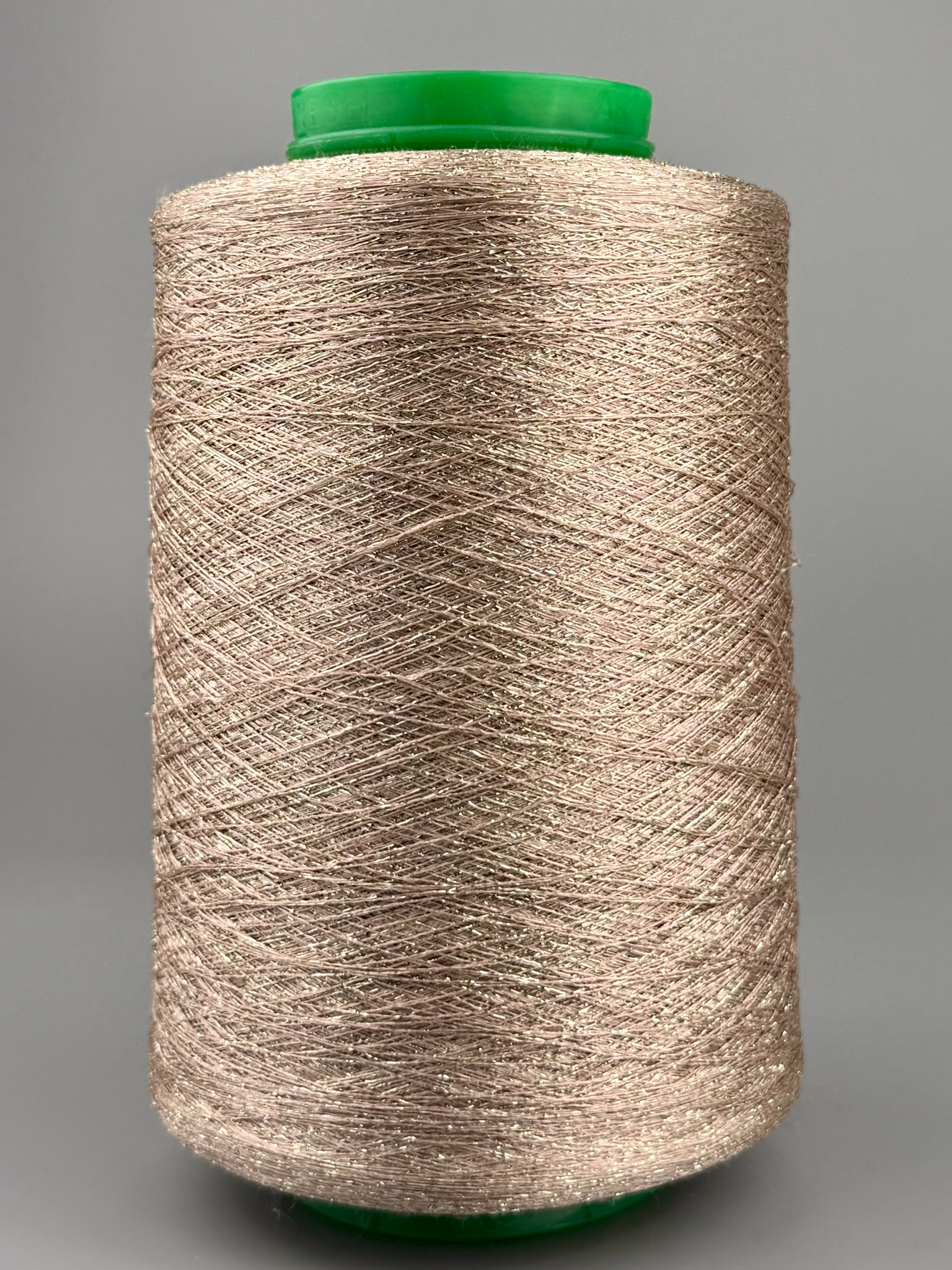 Lurexgarn 3500m/100g – Metallfaser col. Champagner Rosé foto 2